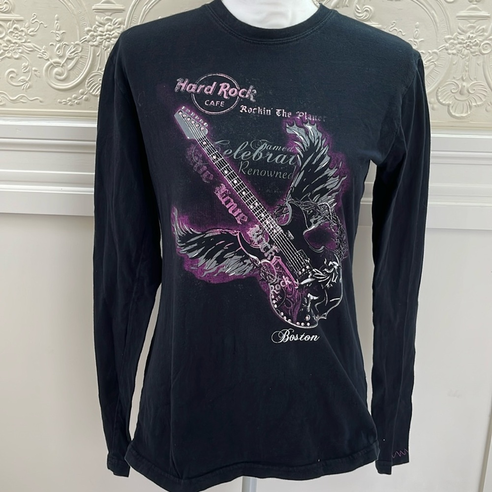 Hard Rock Cafe Boston Long sleeve T-shirt, size medium